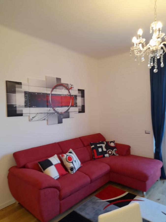Bellissimo Appartamento Zona 8 Milano Exteriör bild